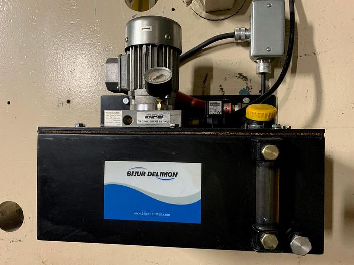 Used 275 ton Niagara Gap Frame Mechanical Press