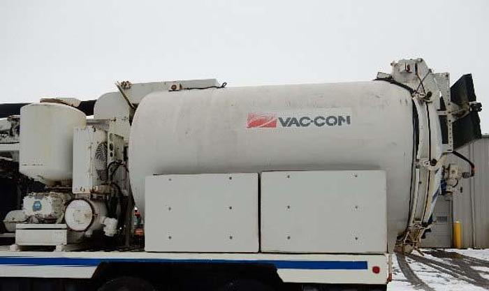 Used 2006 Vac-Con Combo Unit- Stock #: 8669