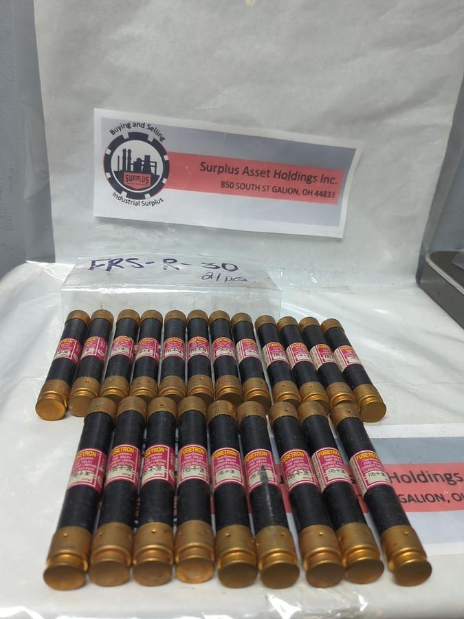 Used COOPER BUSSMANN,FRS-R-30,FUSETRON 30 AMP FUSE LOT OF 21 PRE-OWNED