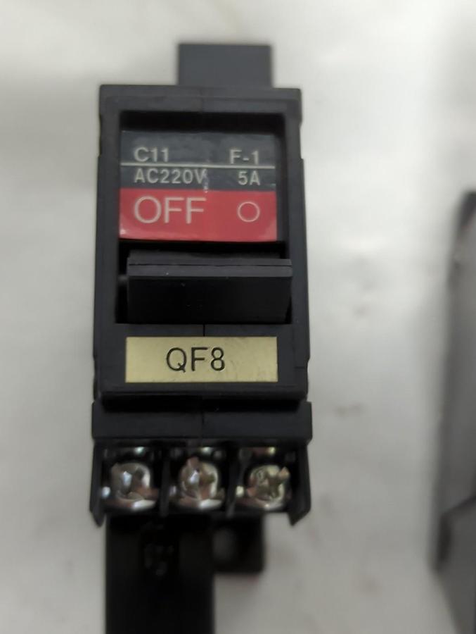 Used MATSUSHITA,BAC112105,CIRCUIT BREAKER CP-C LOT OF 2 PRE-OWNED