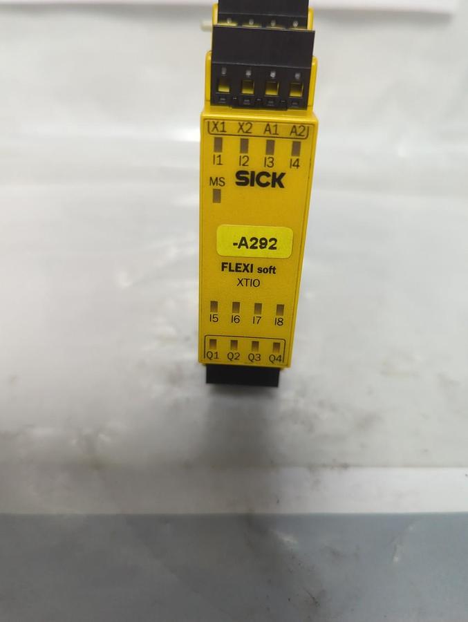 Used SICK,FX3-XT1084002,SAFETY RELAY MODULE PRE-OWNED