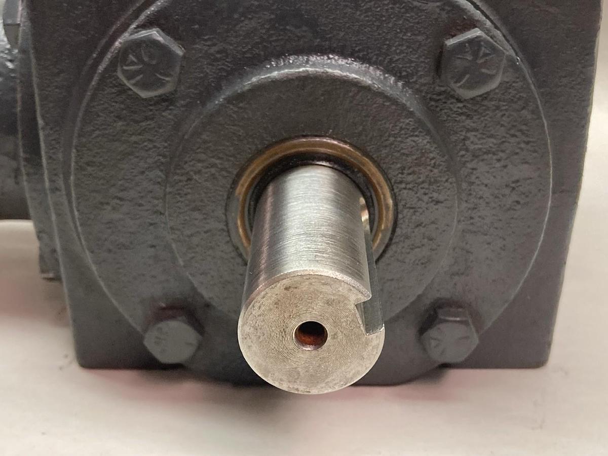 Used Hub City,0220-08831-165,Gear Reducer Style A 1 Inch Shaft 1:1 Ratio