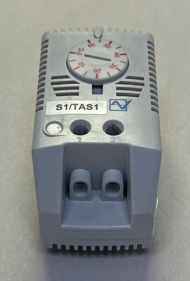 Used PFANNENBERG,FLZ520,TEMPERATURE CONTROLLER THERMOSTAT 240V