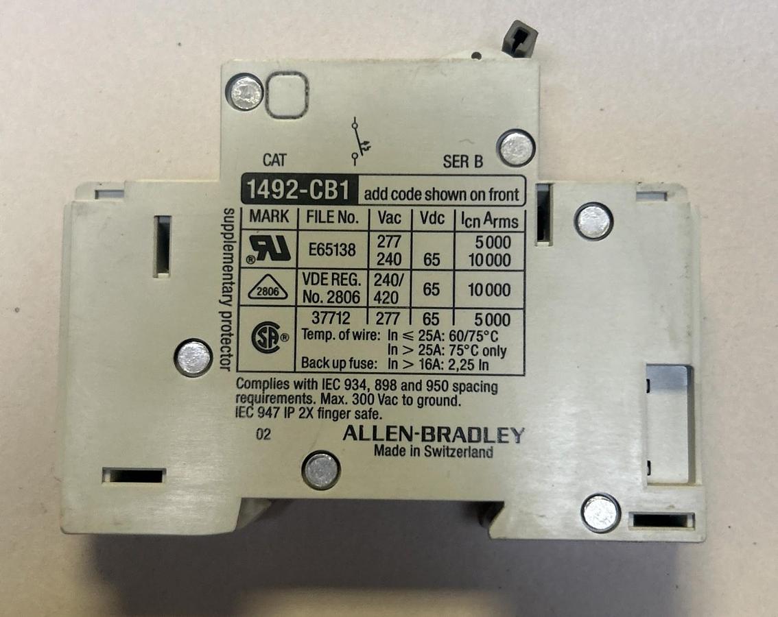 Used ALLEN BRADLEY,1492-CB1,CIRCUIT BREAKER 15A 1P LOT OF 6