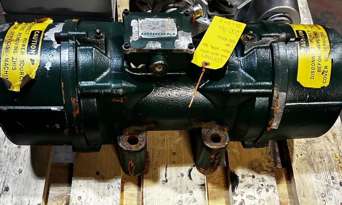 Used CARMAN,CD9-2910,ELECTRIC VIBRATOR MOTOR 3PH 1HP 900RPM