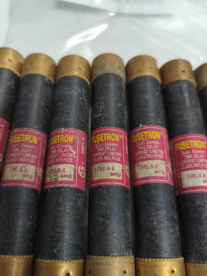 Used COOPER BUSSMANN,FRS-R-8,FUSETRON 8 AMP FUSE LOT OF 7 PRE-OWNED