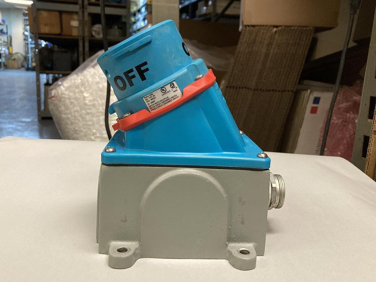 Used Meltric,33-68047 DS60,60A Disconnect Switch Recepticale