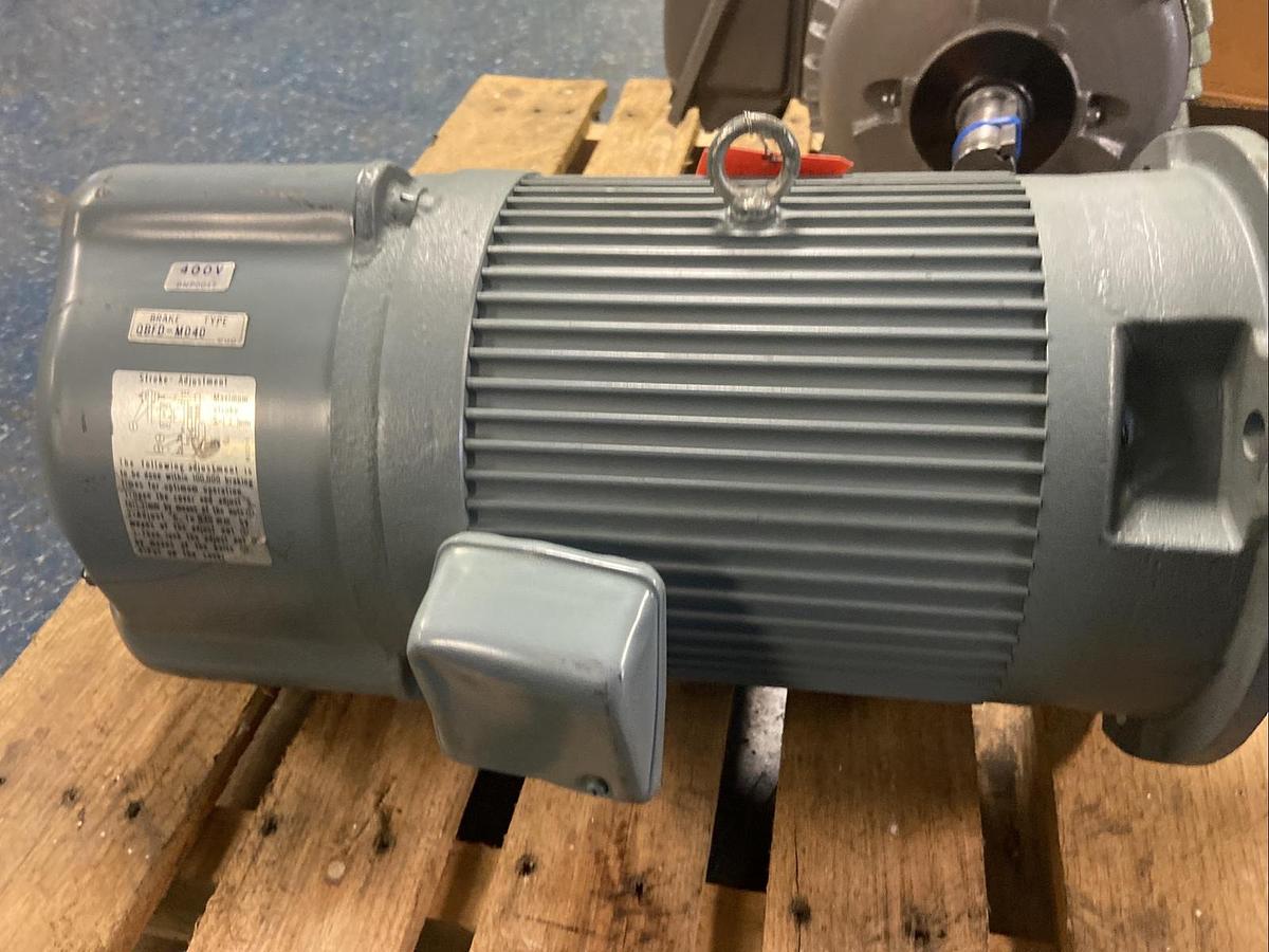 NIDEC,EELBQ-5,3.7kW Brake Induction Motor 460V 1720RPM 112M Rating 30 Min