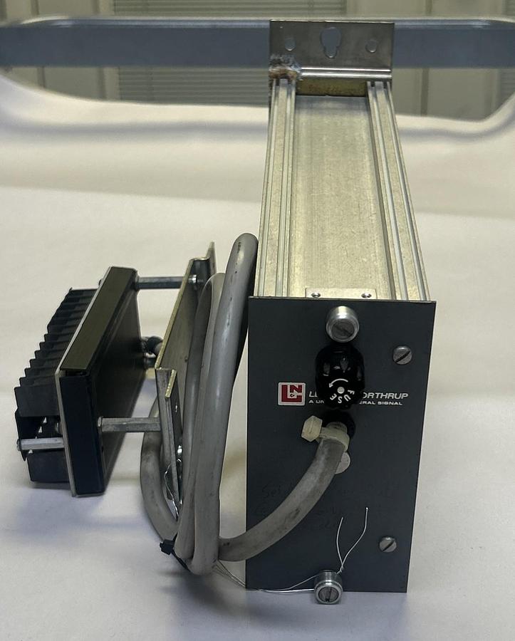 Used LEEDS & NORTHRUP,455-26-51-40-7500,POWER SUPPLY