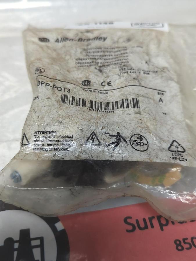 ALLEN BRADLEY,800P-POT3,SERIES A POTENTIOMETER OPERATOR NOS