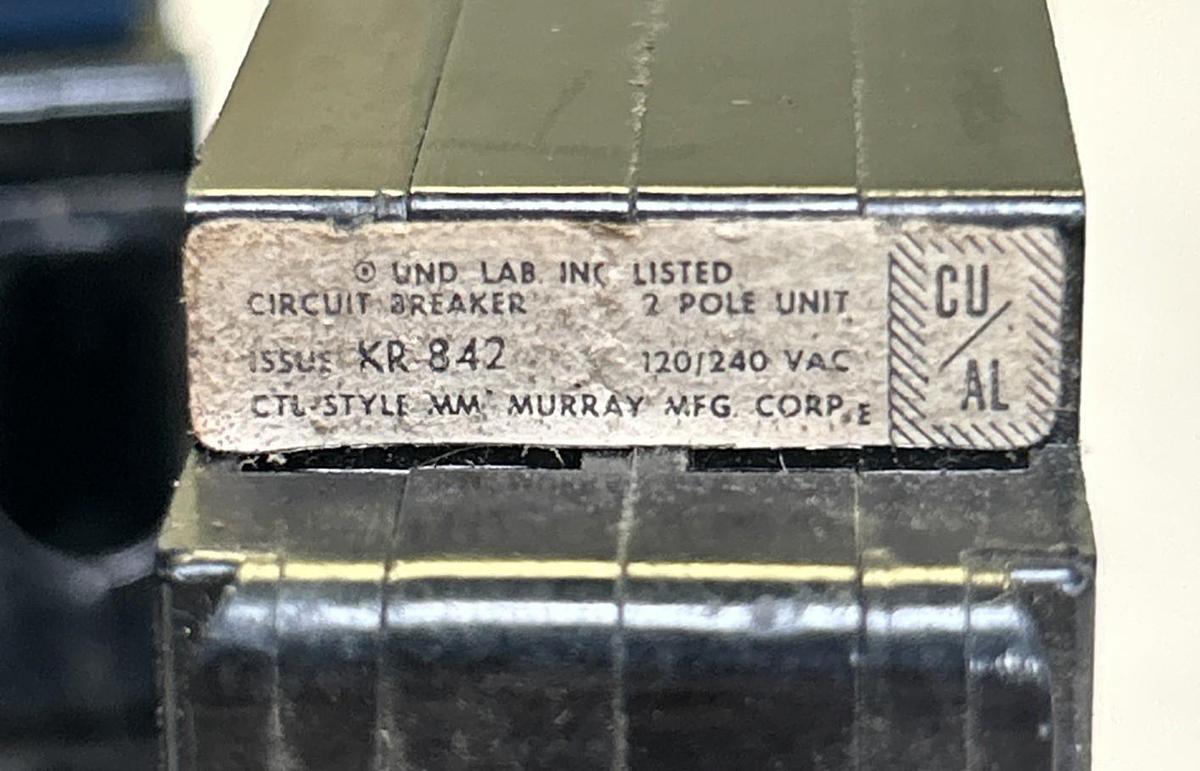 Used MURRAY,MM215,TANDEM CIRCUIT BREAKER 15A 120/240V 2P LOT OF 9