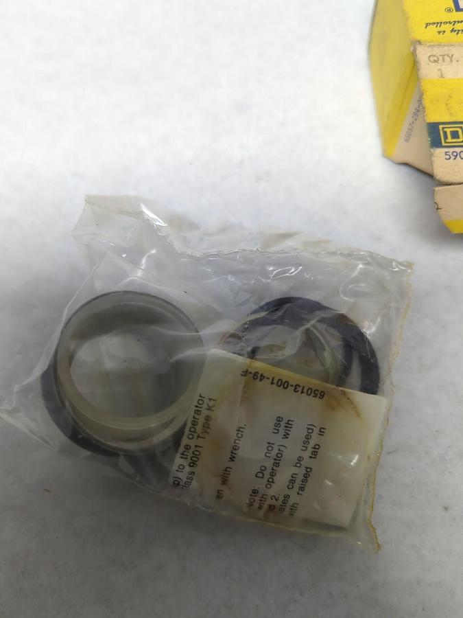 SQUARE D,KU-17,CLASS 9001 SERIES F PROTECTIVE CAP NOS