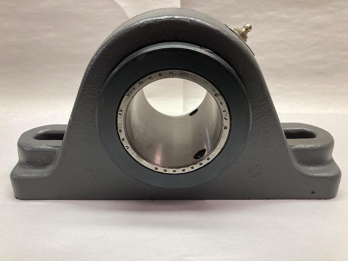 SealMaster,Type E,Pillow Block Bearing 2-1/2 Inch Bore