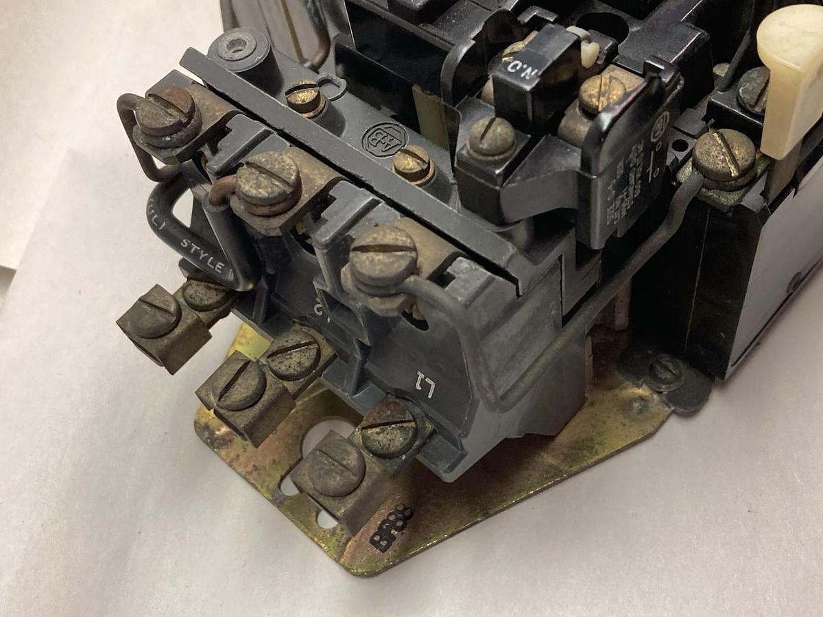 Used Allen-Bradley,709-BOD103,3-Phase Motor Starter Kit Ser K 4-Pole
