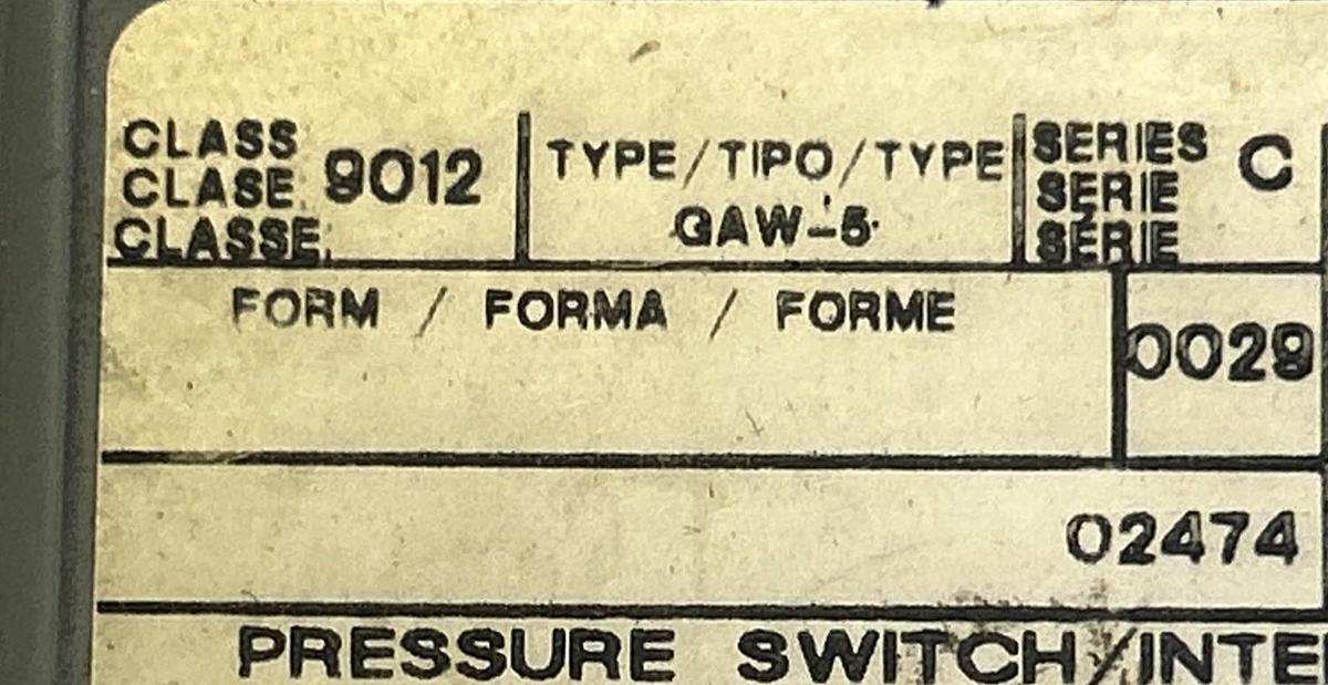 Used SQUARE D,9012GAW-5,PRESSURE SWITCH