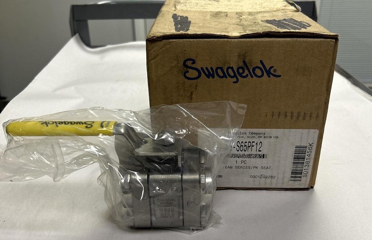 Used SWAGELOK,SS-S65PF12,STEAM SERIES BALL VALVE NEW