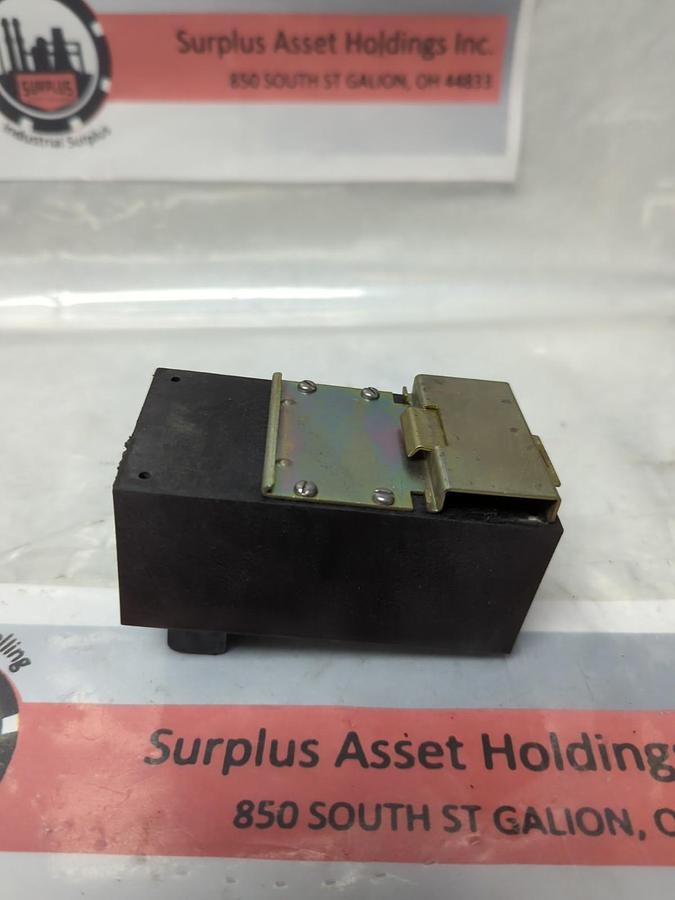 Used INGERSOL-RAND,IX9247C,NON-CONTACT VIBRATION TRANSMITTER 4 MILS 100uM PRE-OWNED