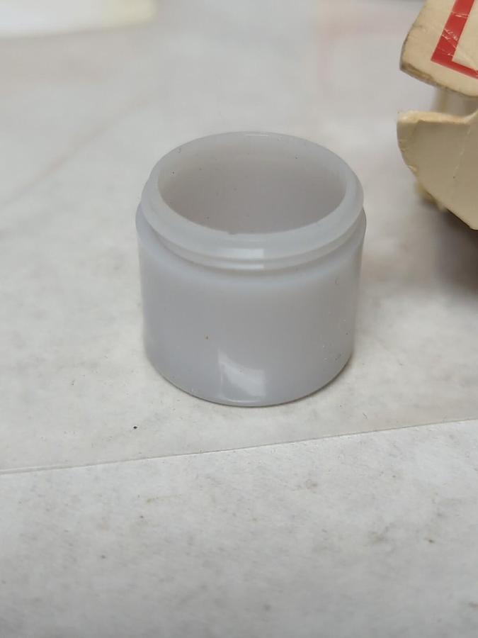 CUTLER-HAMMER,10250 TC26,LENS BUTTON PLASTIC WHITE LOT OF 6 NOS