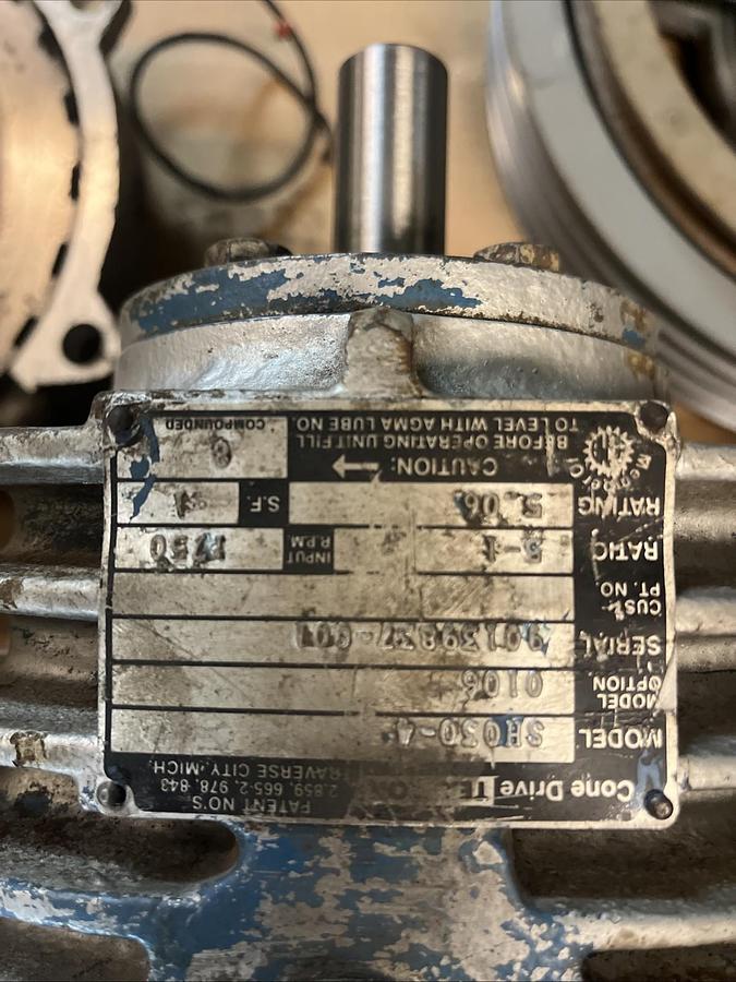 Used Cone Drive Gears,SH0-30-4,GEAR REDUCER RATIO 5:1 5.06HP 1750RPM