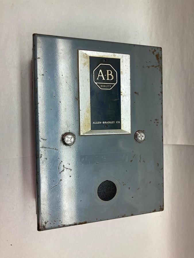 Used Allen-Bradley,709-BAA3,AC Automatic Starter Enclosure Type 1 Size 1 Ser K