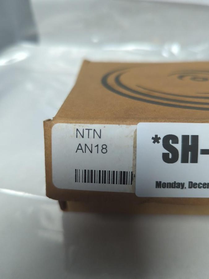 NTN,AN18,BEARING ADAPTER LOCKNUT NOS
