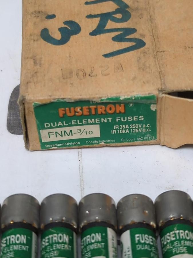 COOPER BUSSMANN,FNM 3/10,FUSETRON 3/10 AMP FUSES BOX OF 10 NOS