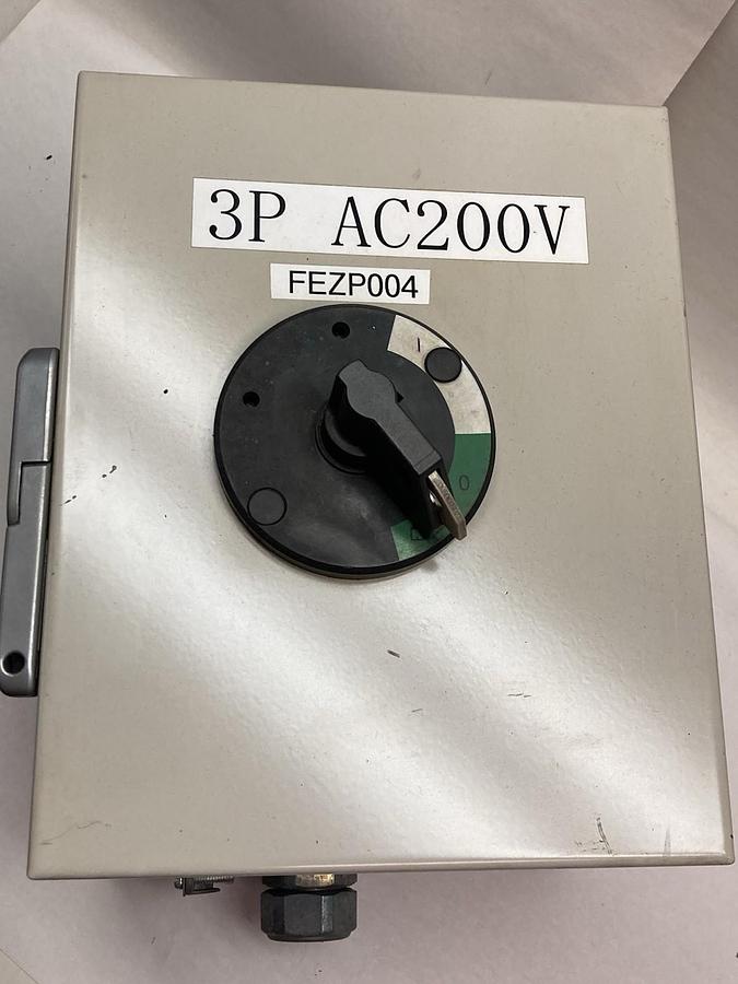 Used NTO,CL20-225U,3-Phase Electrical Enclosure Breaker Box Type 1.4.12 AC200V