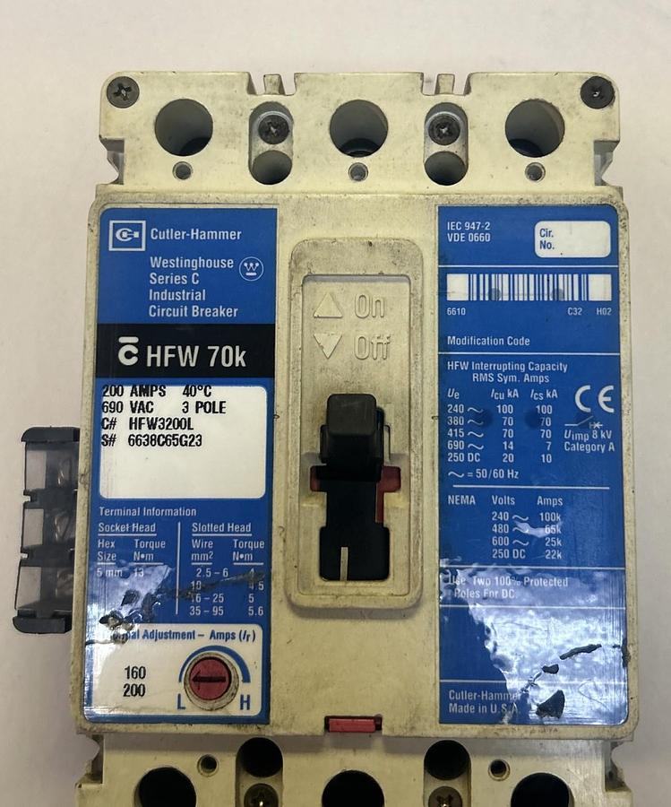 Used CUTLER-HAMMER,HFW3200L,CIRCUIT BREAKER 200A 690V 3P