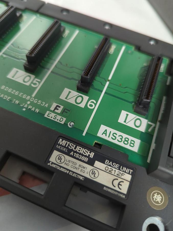 Used MITSUBISHI,A1S38B,BASE UNIT PRE-OWNED