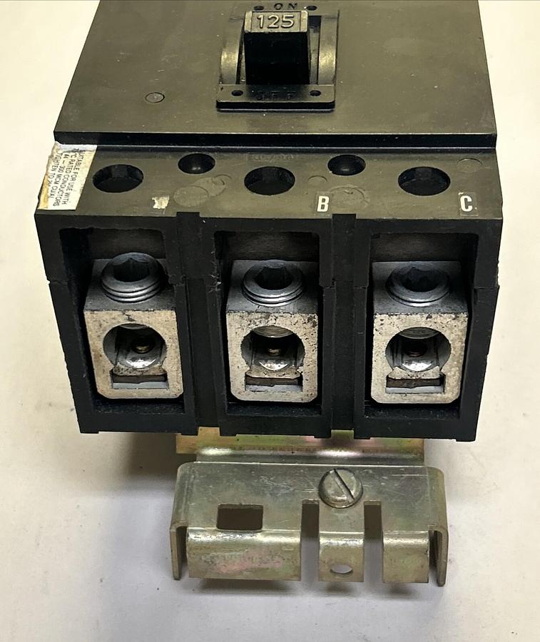 Used SQUARE D,Q232125,I-LINE CIRCUIT BREAKER 125AMP 240V 3P