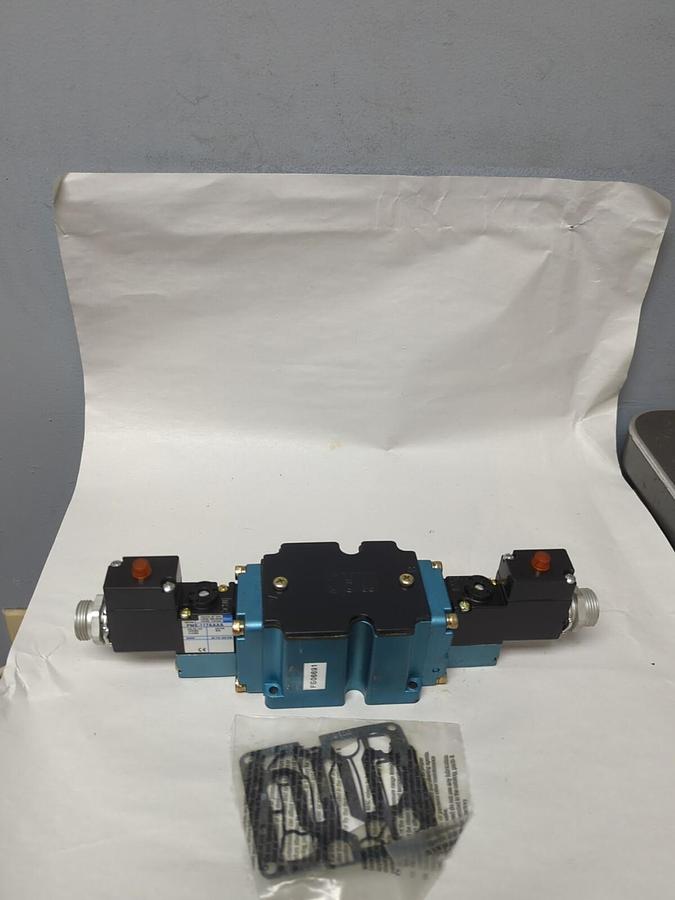MAC,PME-117AAAA,SOLENOID VALVE 25-150 PSI NOS