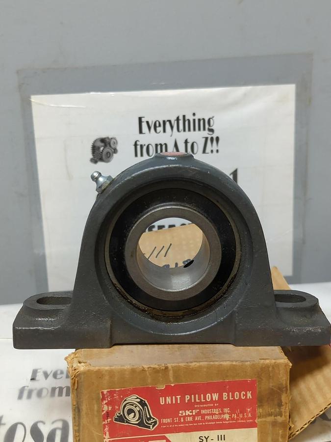 SKF,SY-111,PILLOW BLOCK BEARING 1-11/16 INCH BORE NOS