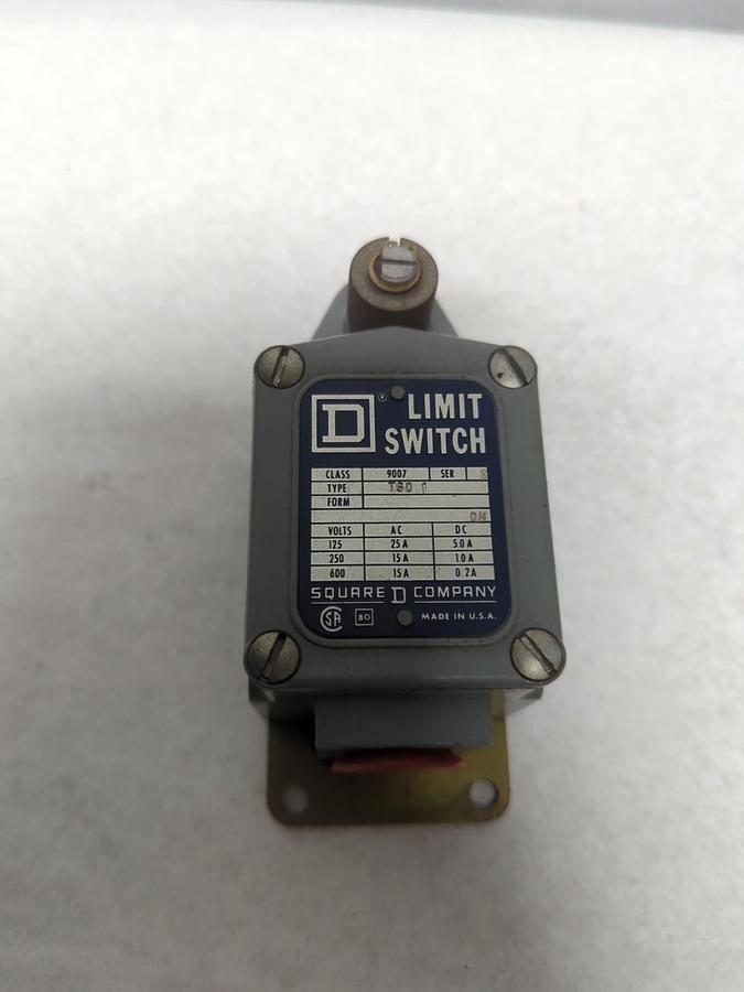 SQUARE D,T8D1,SERIES B HEAVY DUTY LIMIT SWITCH MISSING BOX