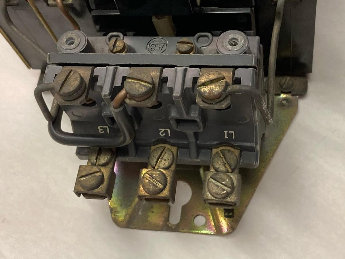 Used Allen-Bradley,709-BOD103,Size 1 3-Phase Motor Starter 200/575V 50/60Hz