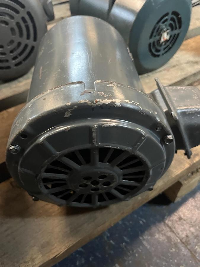 Used GENERAL ELECTRIC,5K47SG8007,MOTOR 2HP 3450RPM 3PH 145T