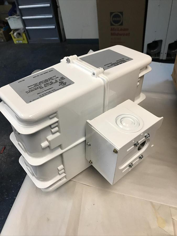 Lithonia,TPGE 1000S C21 TB HSG,Ballast 1000W 120/208/240/277V New in Box