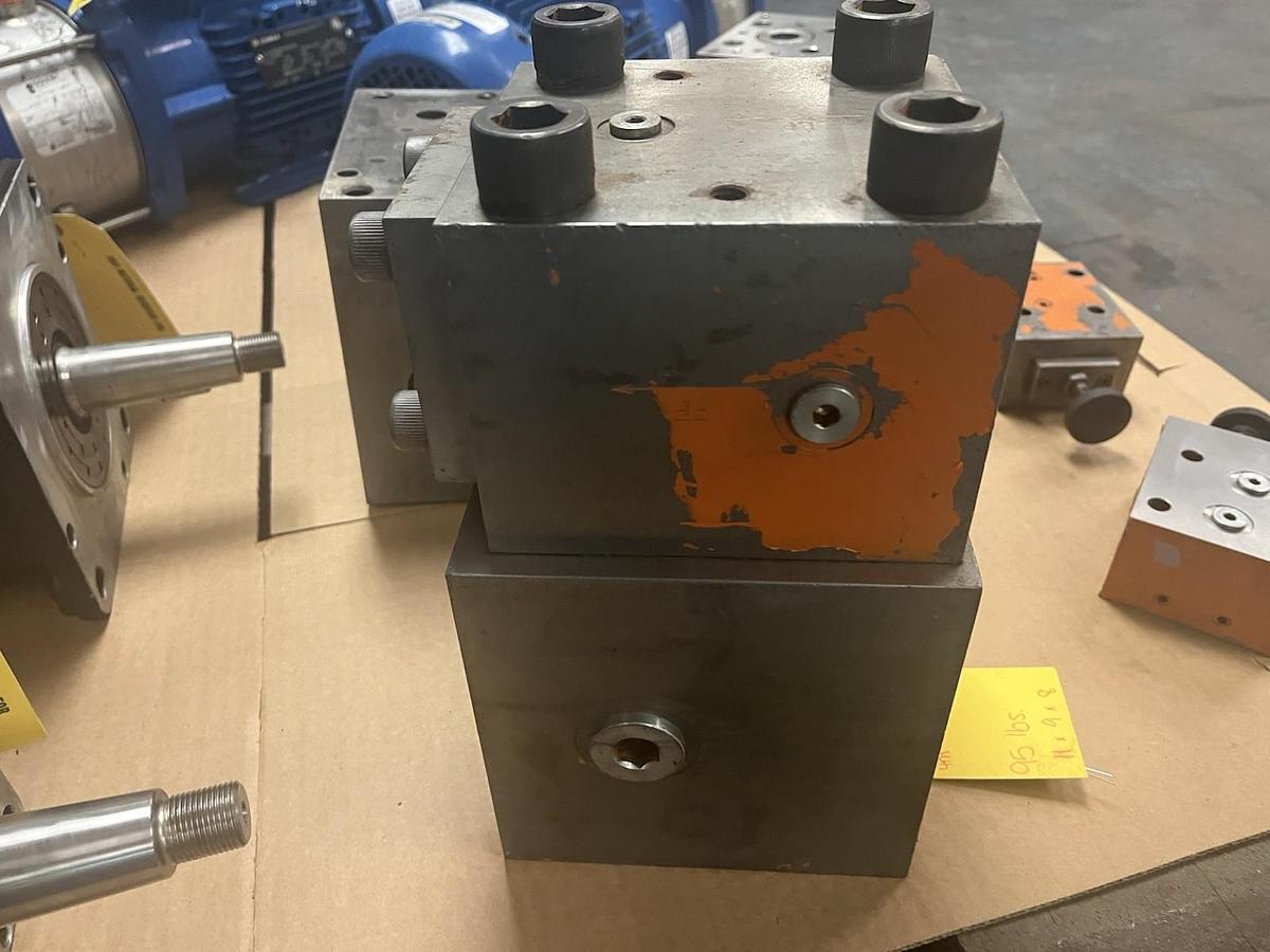 Used ELWOOD,DN-25-CVH-L-41-C09-4M,HYDRAULIC CHECK VALVE