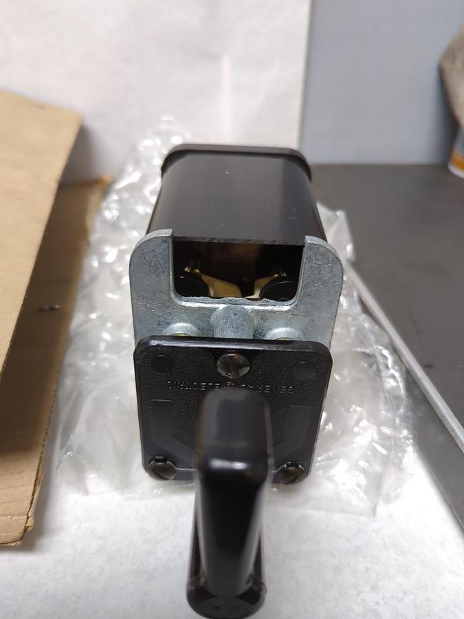 GENERAL ELECTRIC,16SB9AB301SSS2P,ROTARY CAM SWITCH NOS