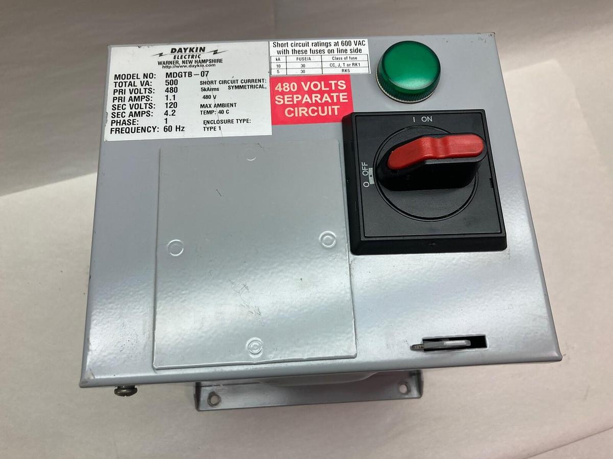 Used Daykin Electric,MDGTB-07,Midget Transformers Disconnect 480V 1.1A 60Hz