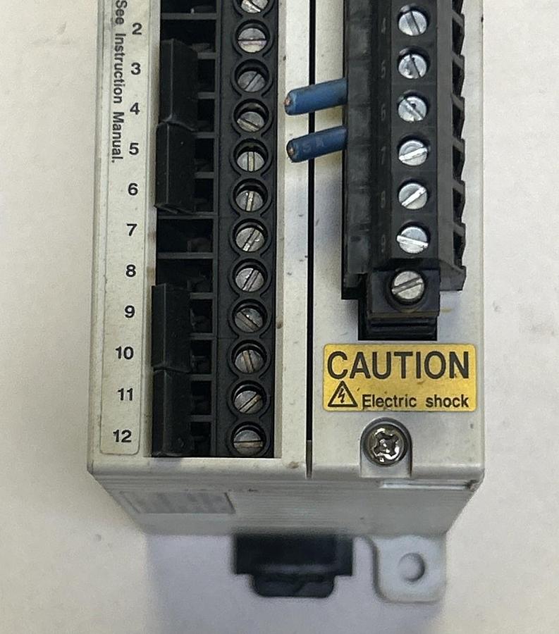 Used KEYENCE,SL-R11,SAFETY CONTROL UNIT