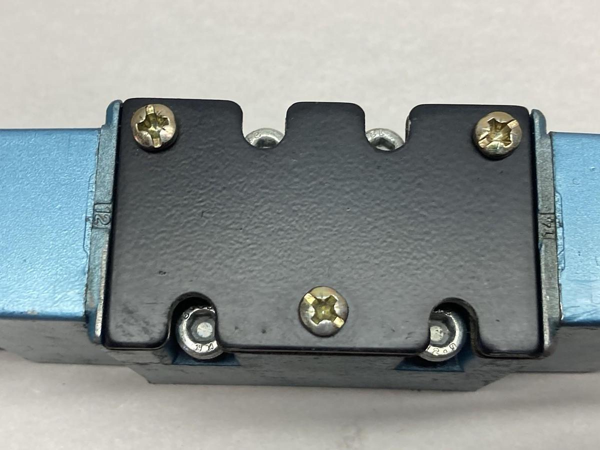 Mac,MV-A1C-A311-PM-592JC,Solenoid Valve