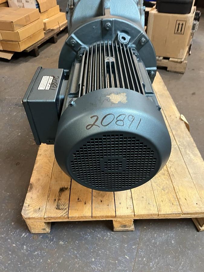 SEW EURODRIVE,KA127DV180M4,GEARMOTOR 25HP 1760RPM RATIO 47.82