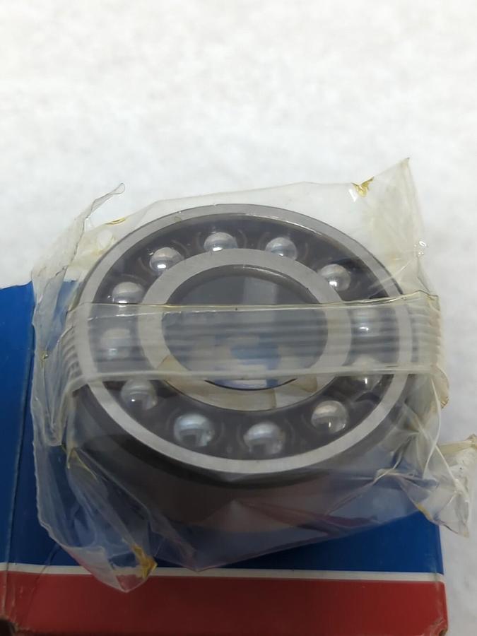 SKF,1204 ETN9,CYLINDRICAL BORE SELF ALIGNING BALL BEARING NOS
