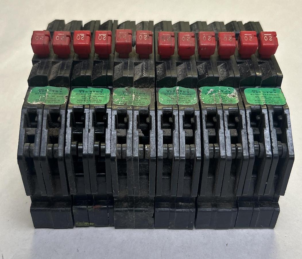 Used ARROW-HART,CB-220,CIRCUIT BREAKER 20A 120/240V 2P LOT OF 6