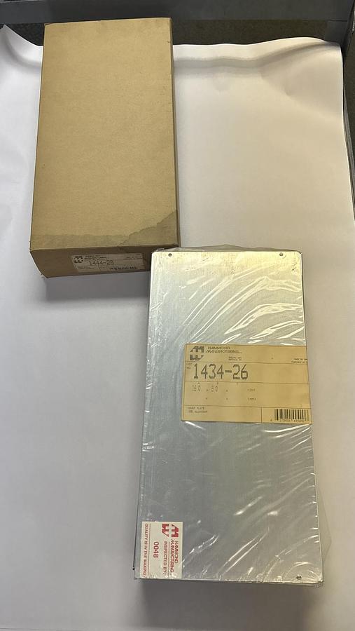 Used HAMMOND MANUFACTURING,1444-28,HEAVY DUTY CHASSIS CASE NEW