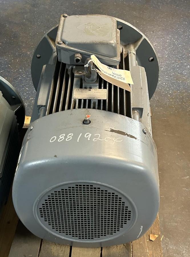 Used VEM,K21R250M4,MOTOR 55KW 380–400V / 660–690V 1475RPM 3PH