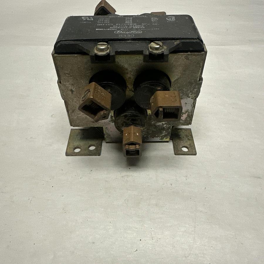 Dayton,3X753,120/480VAC 60 Amp Relay NOS (G090)