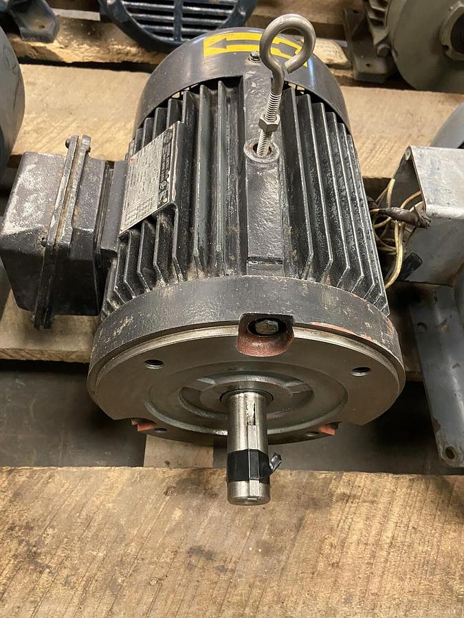 Used Worldwide,WWE5-18-184T,Motor 5HP 230/460V 1750RPM Frame 184T