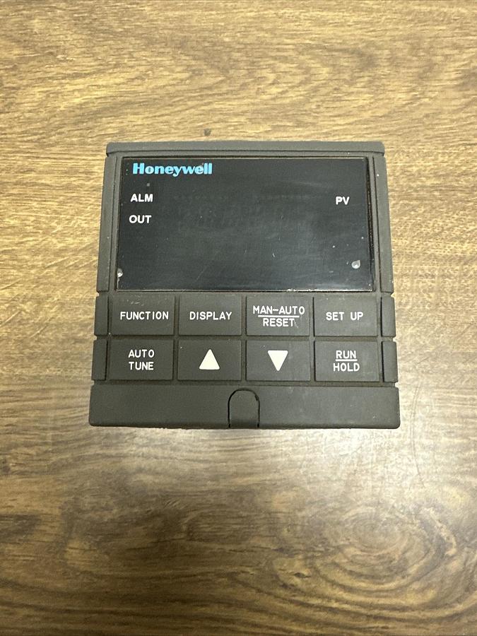 Used Honeywell,DC200E,Temperature Controller