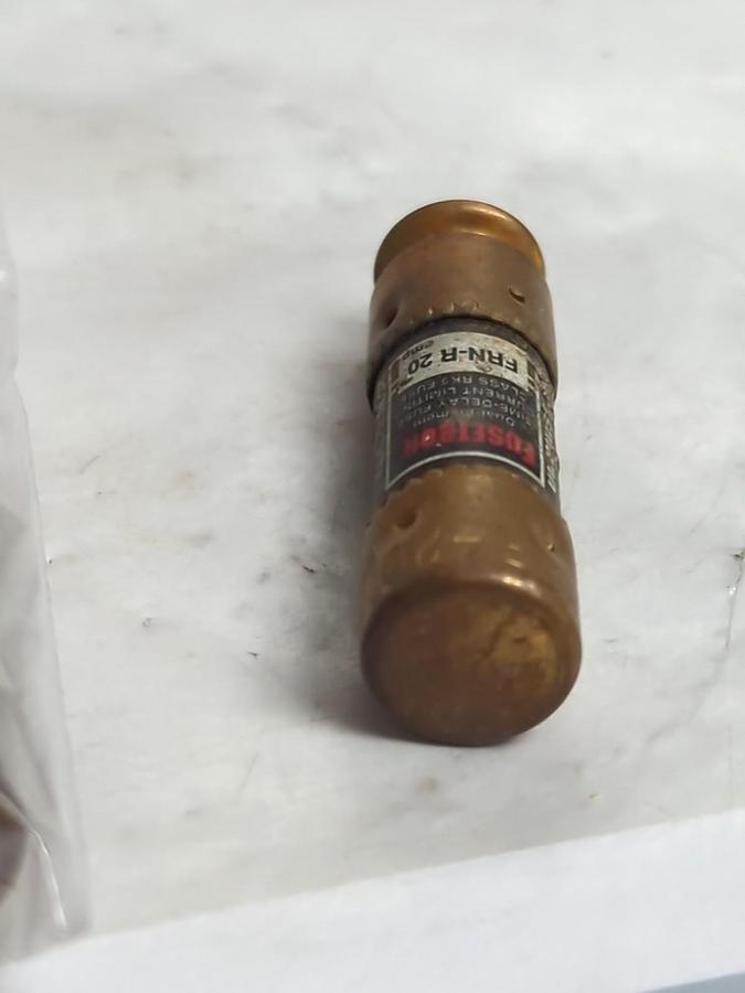 Used COOPER BUSSMANN,FRN-R-20,FUSETRON 20 AMP FUSE LOT OF 6 PRE-OWNED